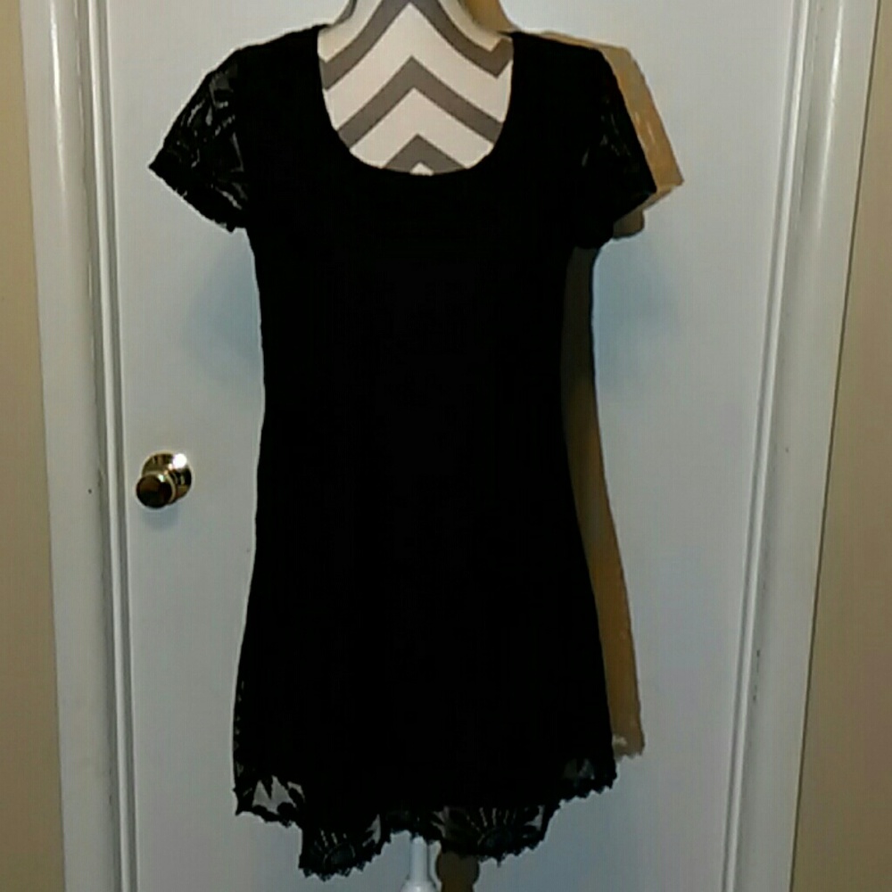 NWT Black Daisy Lace Forever 21 Dress